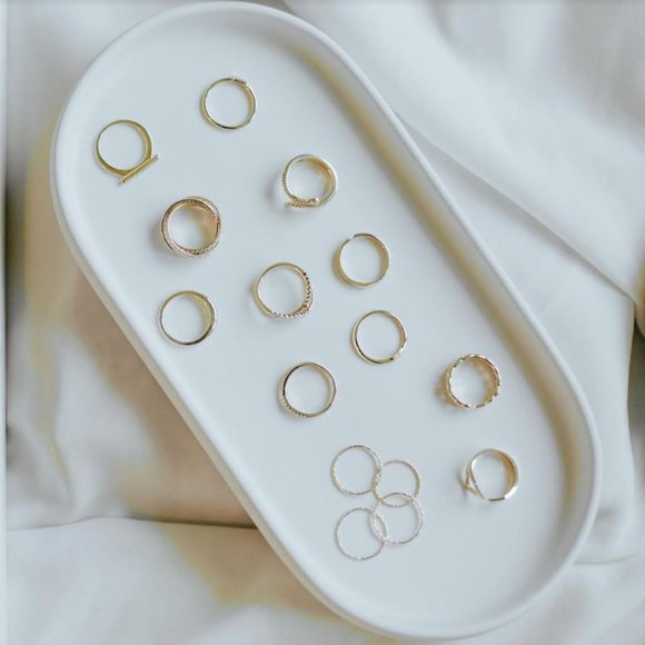 14K Solid Gold Stackable Single Diamond Ring - Picture 4 of 4